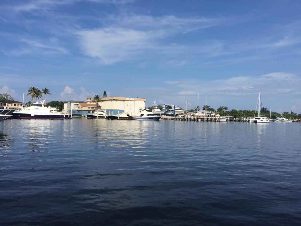 Pirate'S Cove Resort And Marina - Stuart Exterior foto